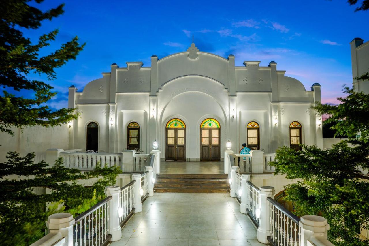 Pitaloka Hotel Sanur By Dewizz Management エクステリア 写真